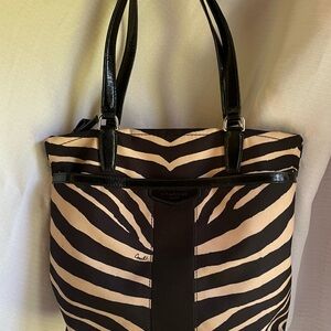 Coach Black and Tan Tote Bag with Elegant Design